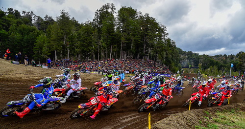 THE FIGHT BEGINS AS MXGP FIRES INTO LIFE IN PATAGONIA-ARGENTINA